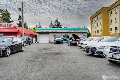 13720 Aurora Avenue N Seattle WA 98133