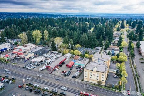 13720 Aurora Avenue N Seattle WA 98133