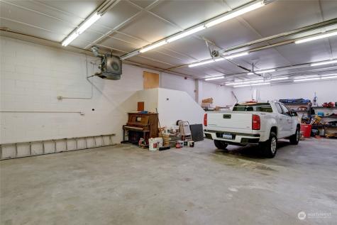 499 NE Midway Boulevard Oak Harbor WA 98277