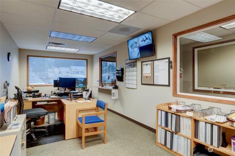 499 NE Midway Boulevard Oak Harbor WA 98277