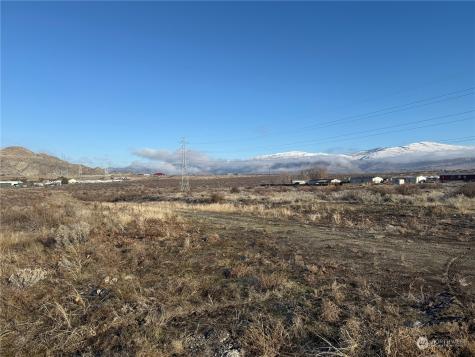 7 Stampede Business Park Omak WA 98841