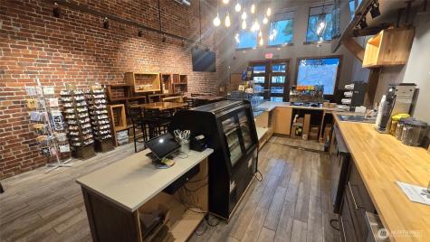 320 1st Street Mount Vernon WA 98273