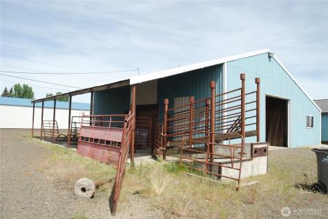 1202 Monroe Street Davenport WA 99122