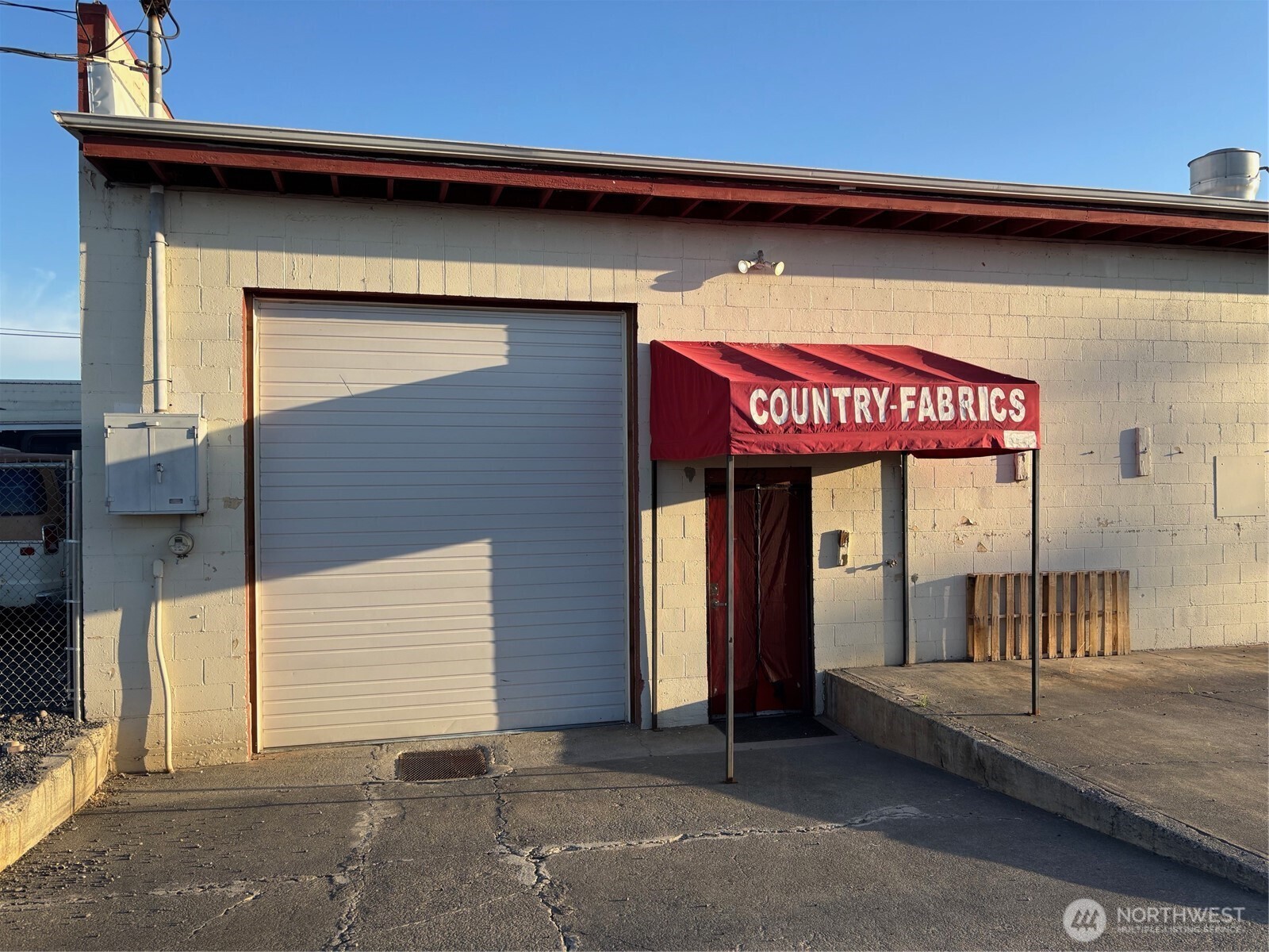 717 W Broadway Avenue Moses Lake WA 98837