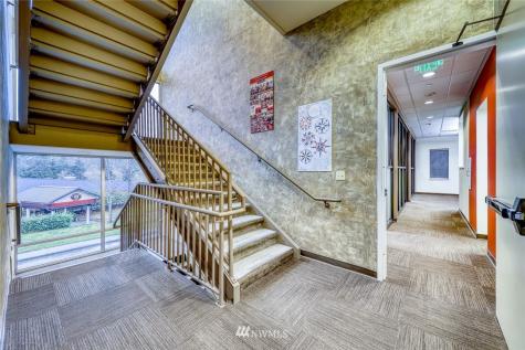19660 10th Avenue NE Poulsbo WA 98370