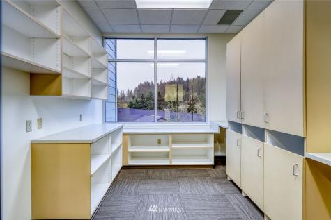 19660 10th Avenue NE Poulsbo WA 98370