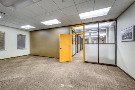 19660 10th Avenue NE Poulsbo WA 98370