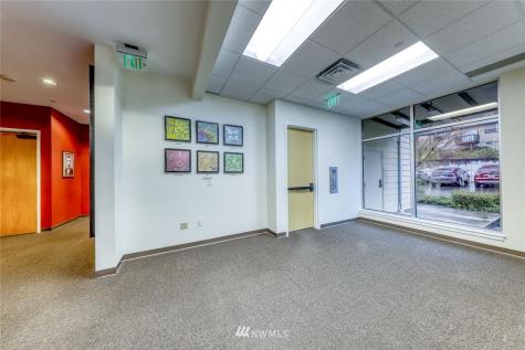 19660 10th Avenue NE Poulsbo WA 98370