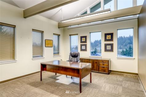 19660 10th Avenue NE Poulsbo WA 98370