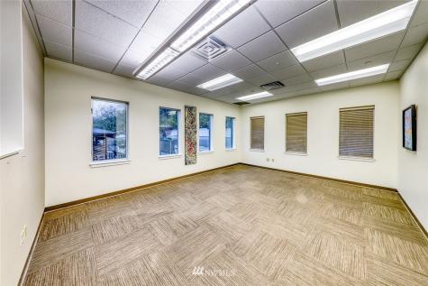 19660 10th Avenue NE Poulsbo WA 98370