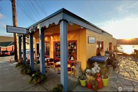 19003 Front Street NE Poulsbo WA 98370