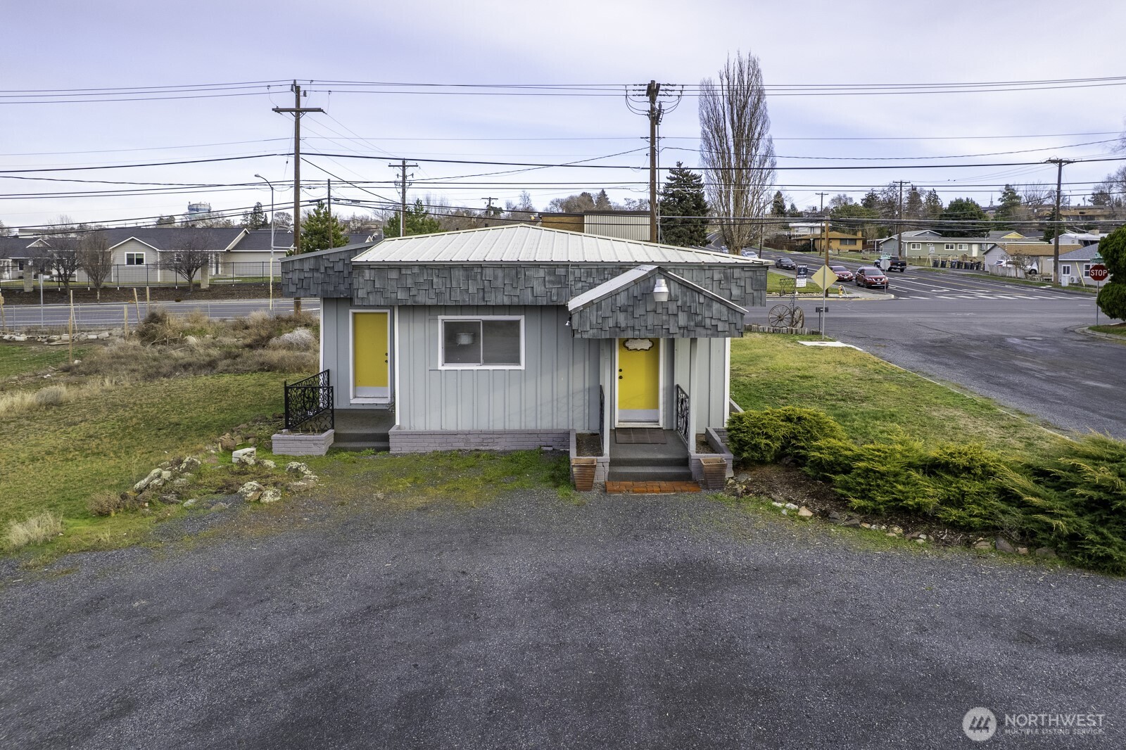 956 S Division Moses Lake WA 98837