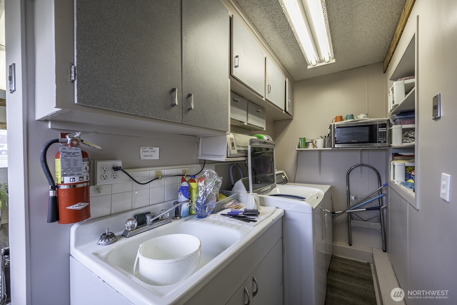 956 S Division Moses Lake WA 98837