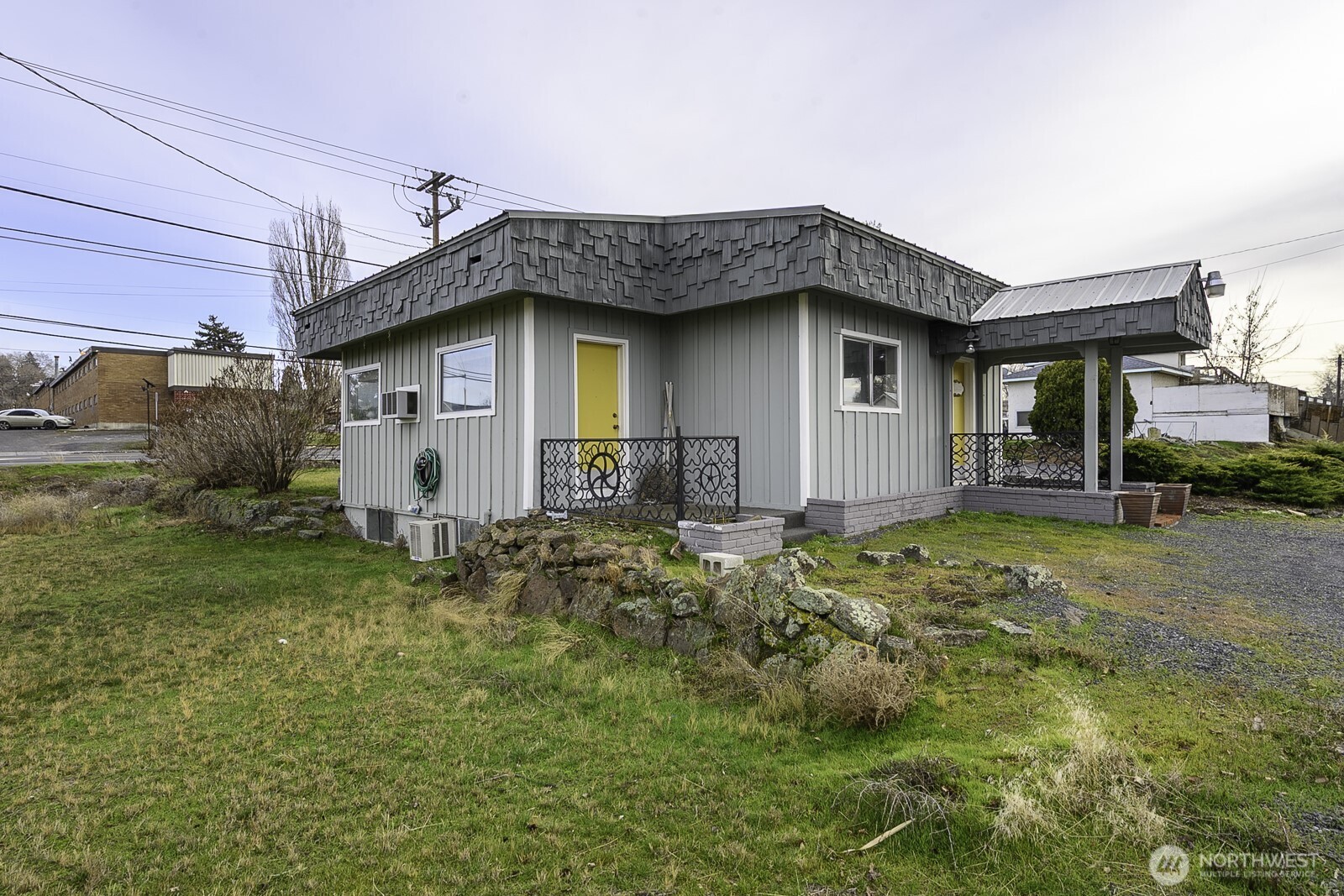 956 S Division Moses Lake WA 98837