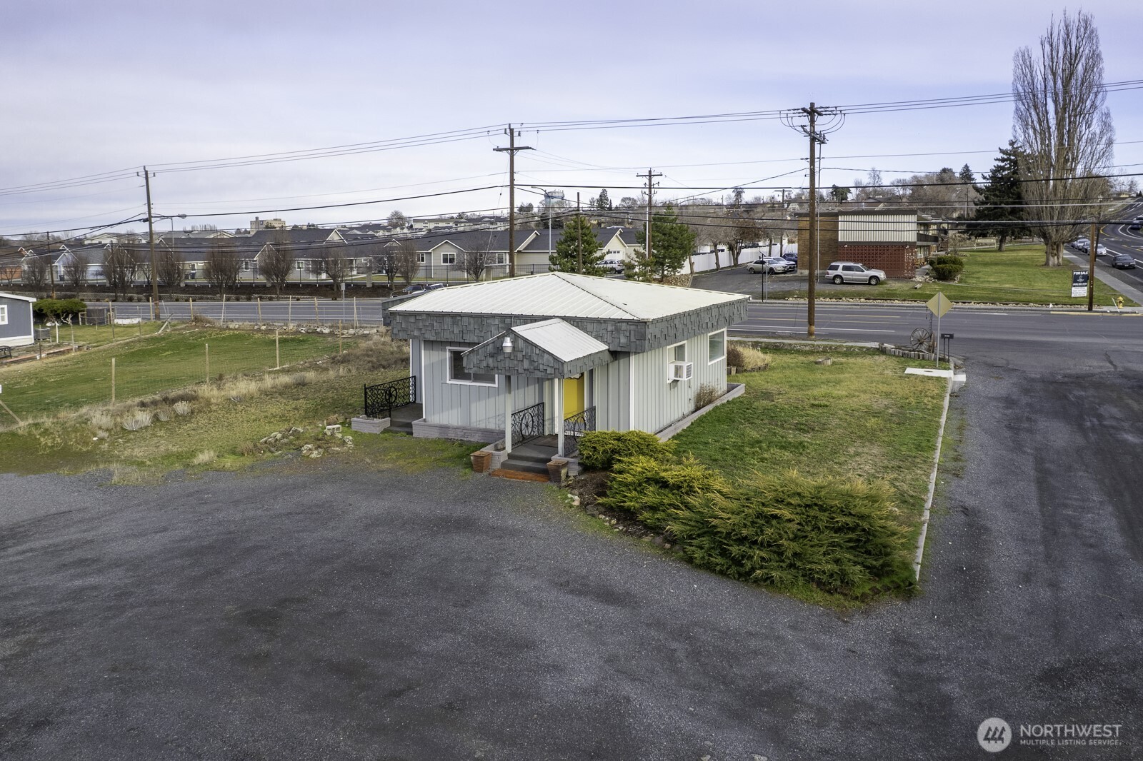 956 S Division Moses Lake WA 98837