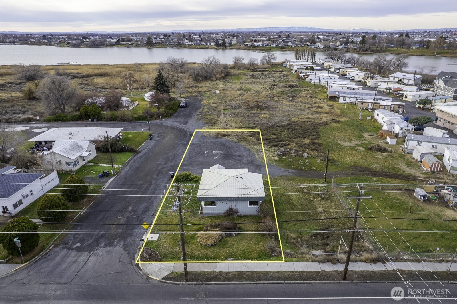 956 S Division Moses Lake WA 98837