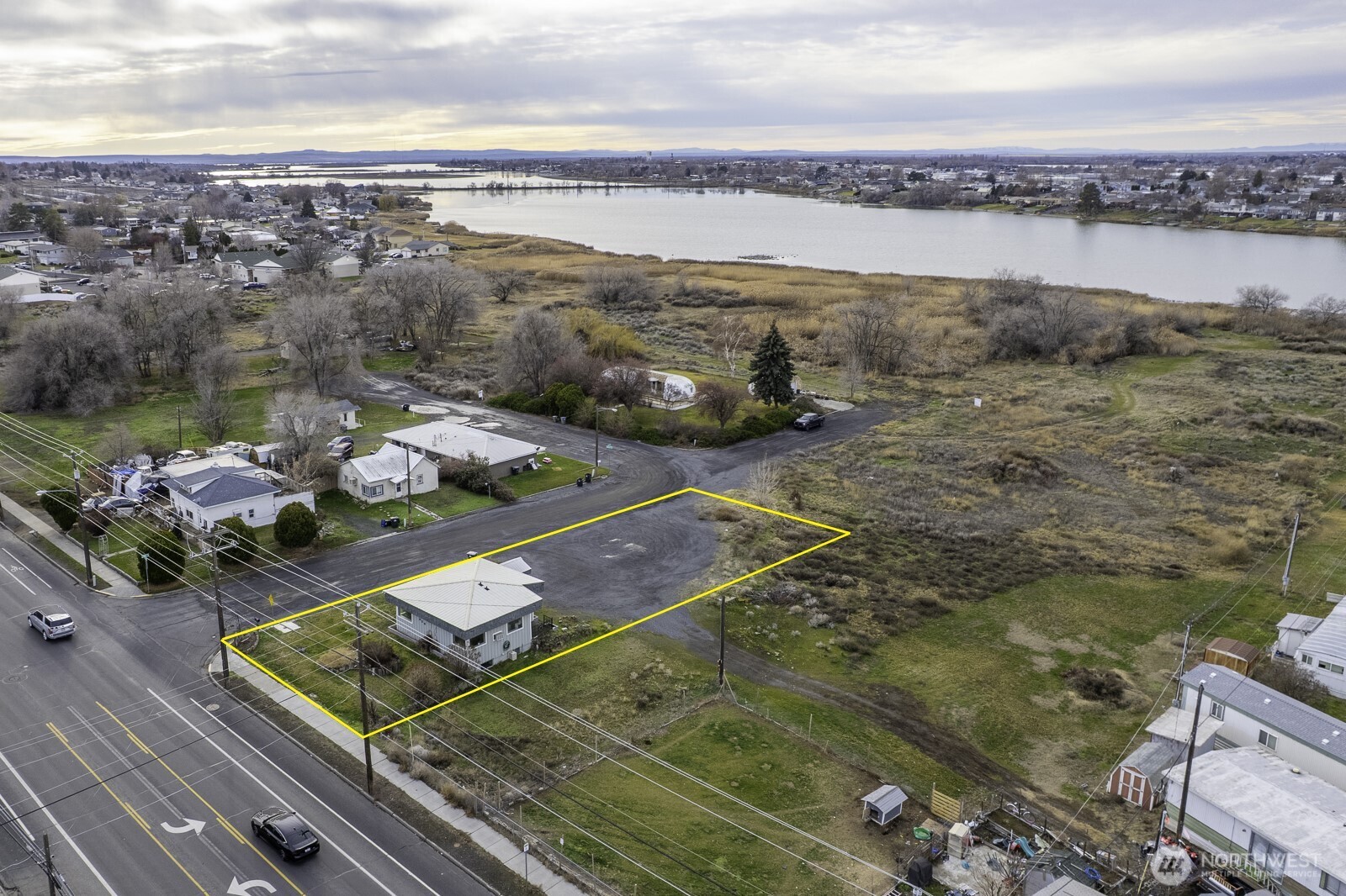 956 S Division Moses Lake WA 98837