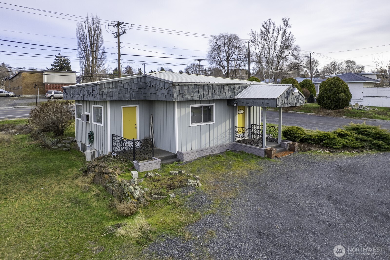956 S Division Moses Lake WA 98837