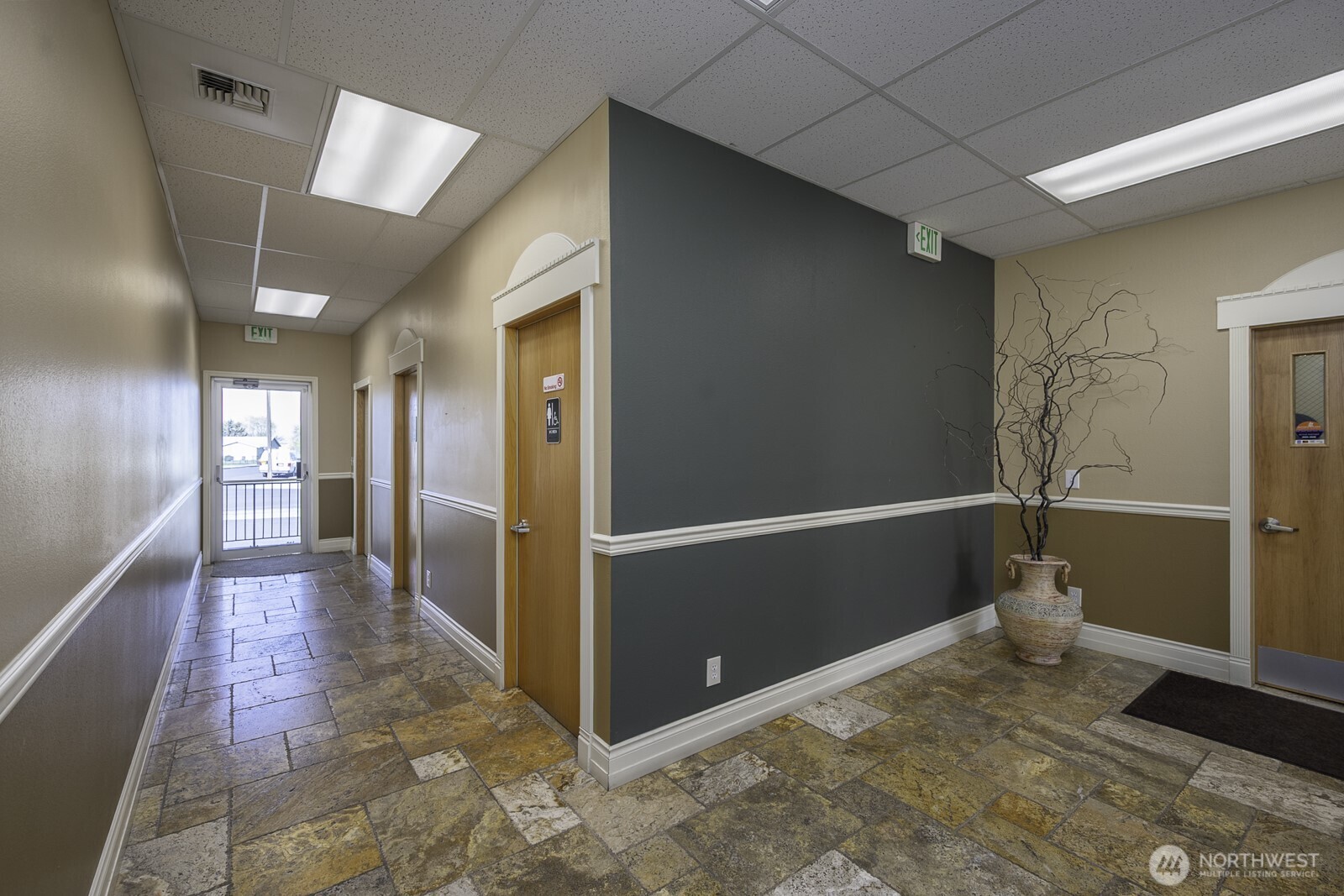 1010 S Pioneer Way Moses Lake WA 98837
