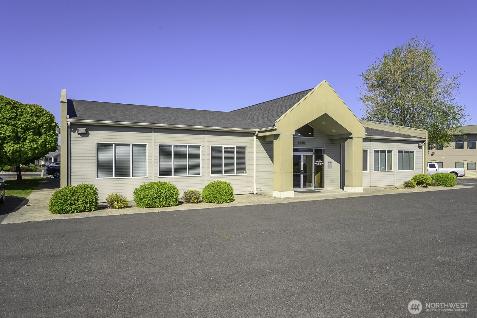 1010 S Pioneer Way Moses Lake WA 98837
