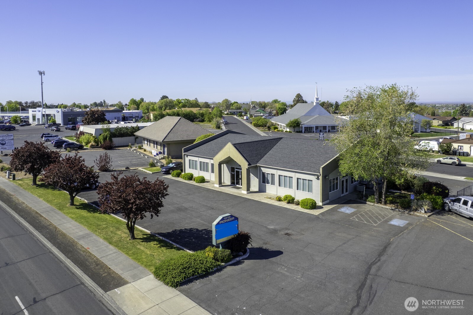 1010 S Pioneer Way Moses Lake WA 98837