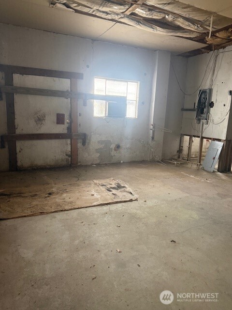 323 E Main Street Soap Lake WA 98851
