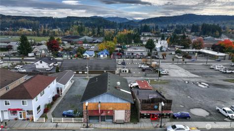 121 Mashell Avenue N Eatonville WA 98328