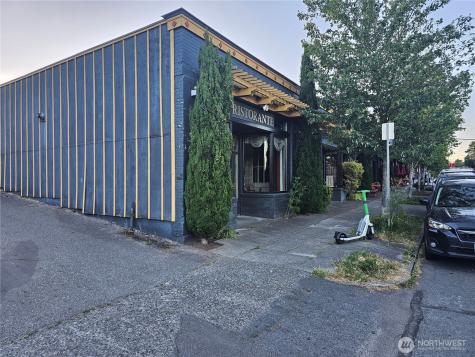 6415 32nd Avenue NW Seattle WA 98107