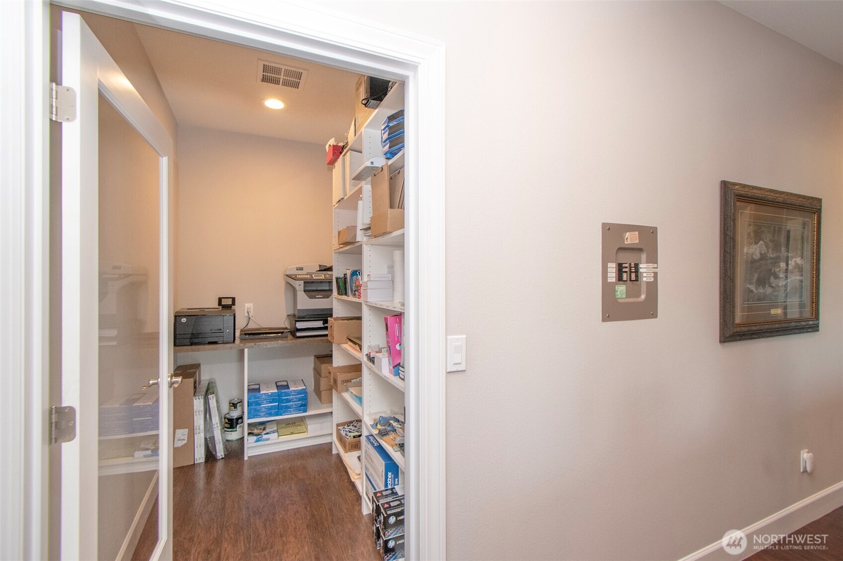495 W Spruce Street Sequim WA 98382
