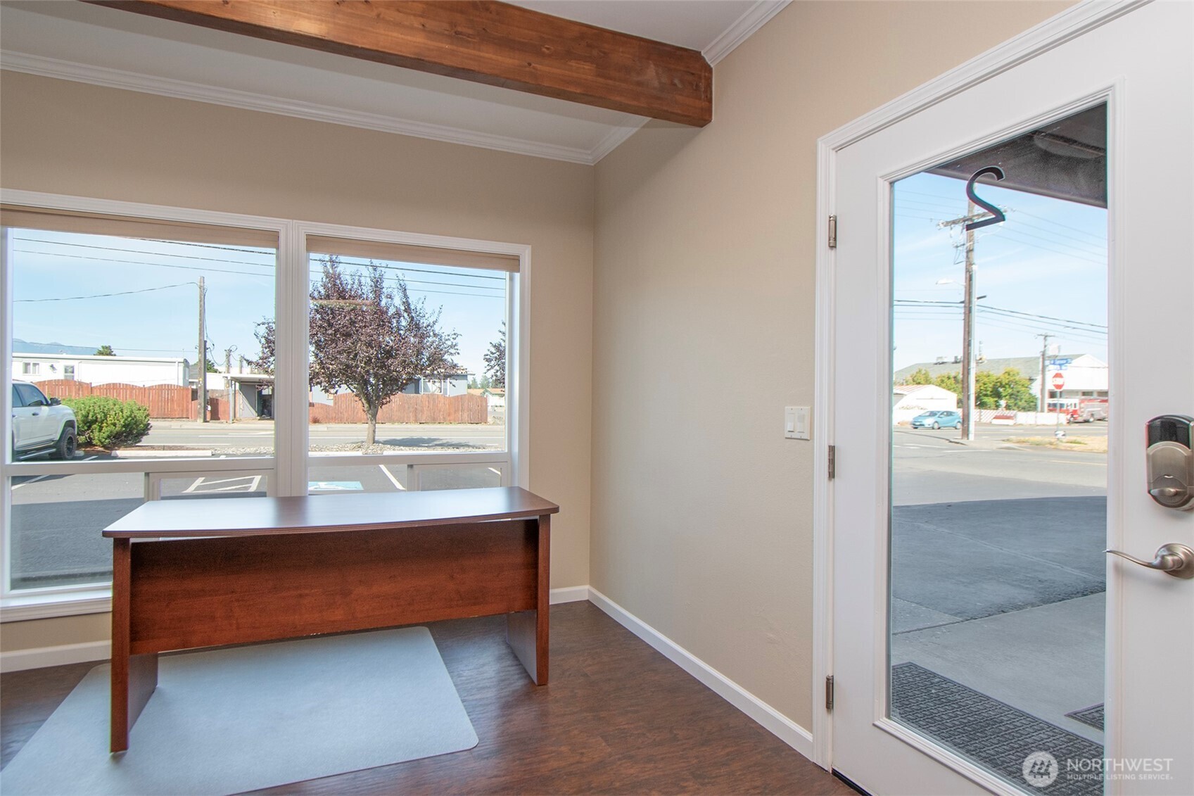 495 W Spruce Street Sequim WA 98382