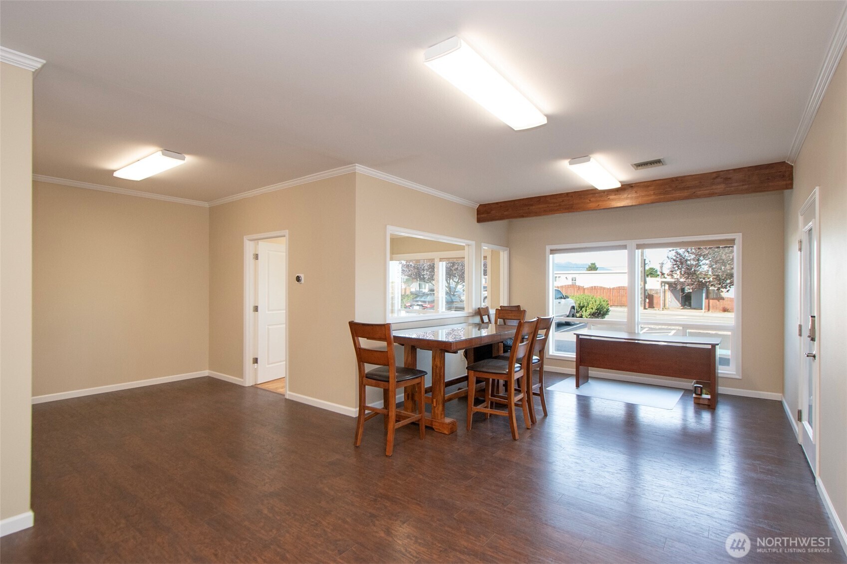495 W Spruce Street Sequim WA 98382