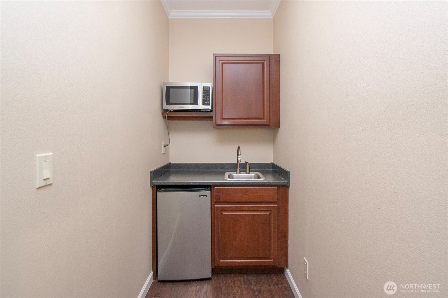 495 W Spruce Street Sequim WA 98382