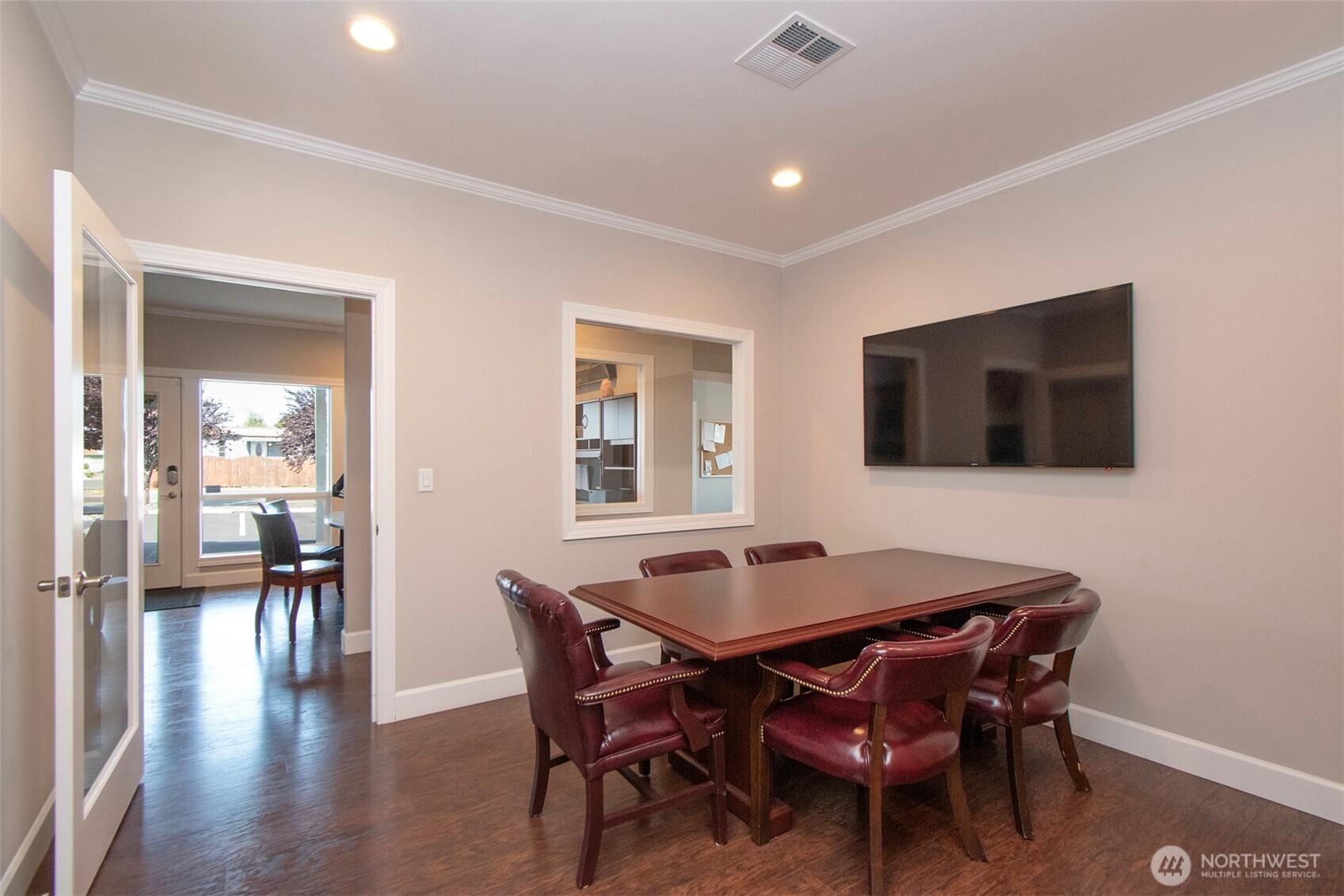 495 W Spruce Street Sequim WA 98382