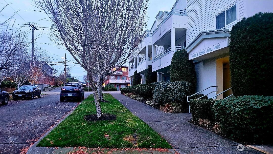 6300 32nd Avenue NW Seattle WA 98107