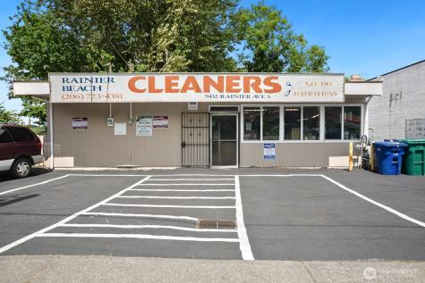 9432 Rainier Seattle WA 98118