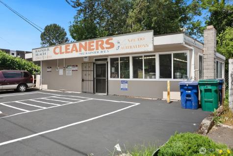 9432 Rainier Seattle WA 98118