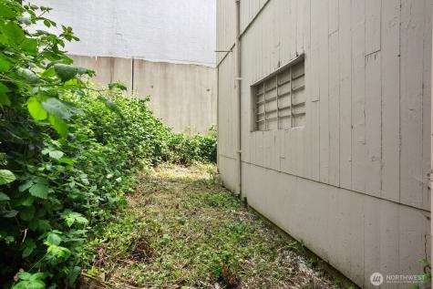 9432 Rainier Avenue S Seattle WA 98118