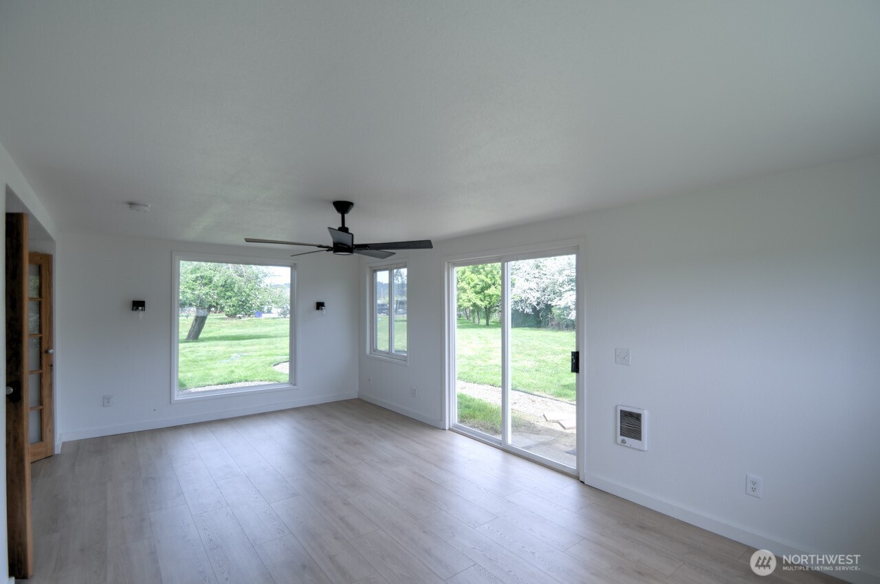 1579 Bishop Road Chehalis WA 98532