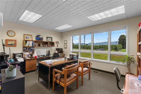 2821 Grant Road East Wenatchee WA 98802