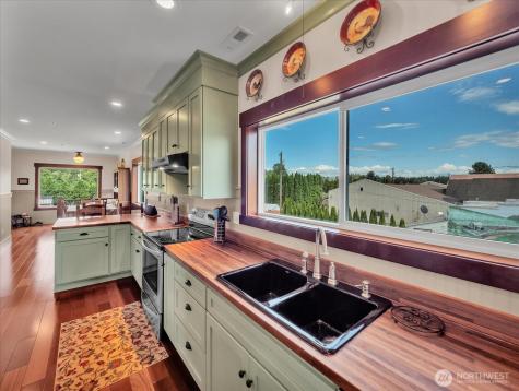 1421 Pioneer Highway Silvana WA 98287