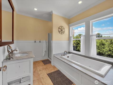 1421 Pioneer Highway Silvana WA 98287
