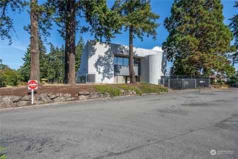 18525 Firlands Way N Shoreline WA 98133