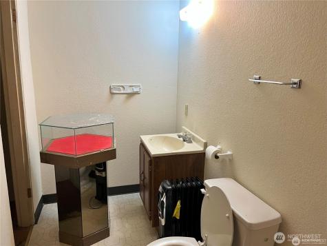 25 Main Street S Omak WA 98841