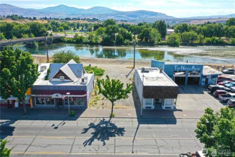 25 Main Street S Omak WA 98841