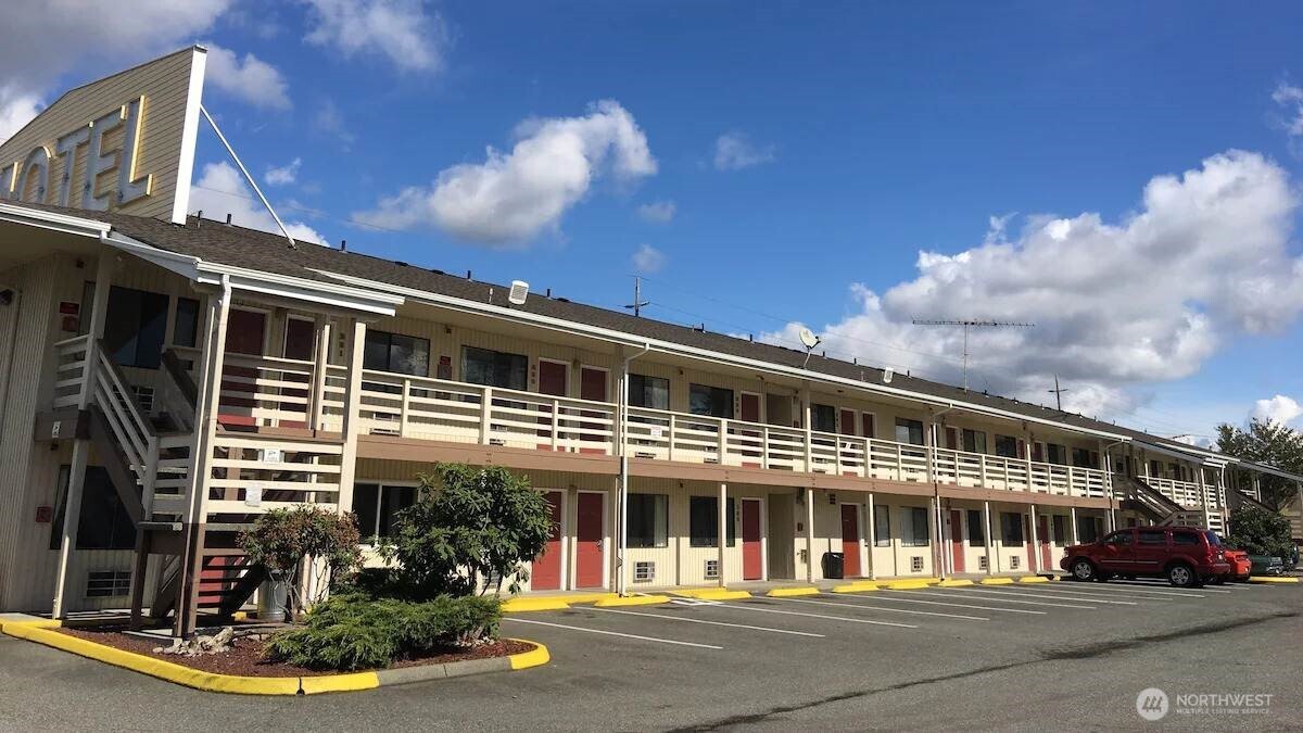 18950 State Route 2 Monroe WA 98272