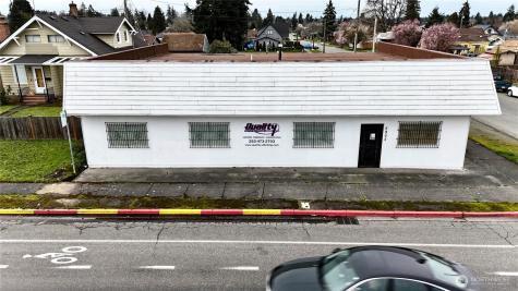 5902 Yakima Avenue Tacoma WA 98408