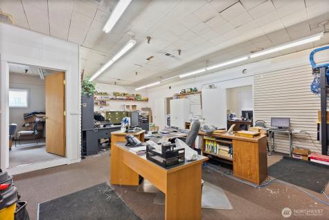 1247 Puyallup Avenue Tacoma WA 98421
