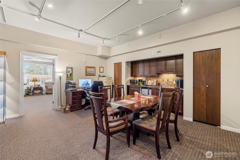 746 NE Midway Boulevard Oak Harbor WA 98277