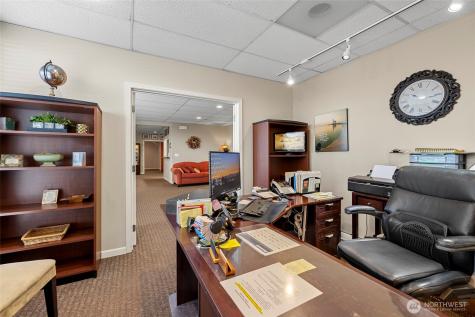746 NE Midway Boulevard Oak Harbor WA 98277