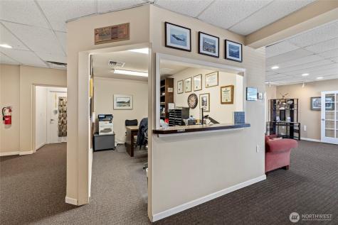 746 NE Midway Boulevard Oak Harbor WA 98277
